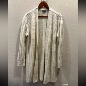 The Limited Women's Light Gray Cardigan